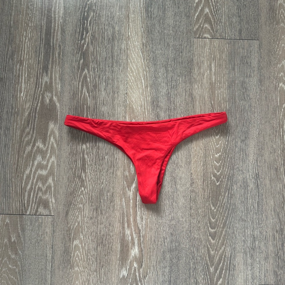Frankie’s bikini bottom